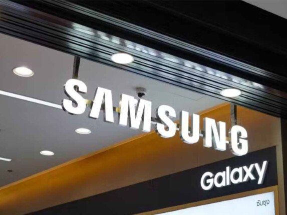 سامسونج تطلق هاتف جالاكسي إيه 27 فايف جي عالمياً بميزات ذكاء اصطناعي ودعم يمتد لـ6 سنوات
