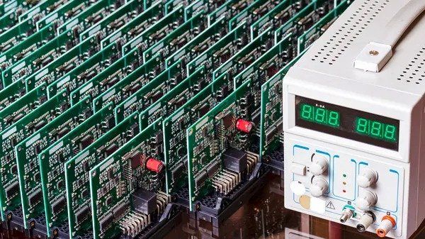 كوريا الجنوبية تعتزم إنشاء مجمع لأشباه الموصلات باستثمارات تفوق 517 مليار دولار