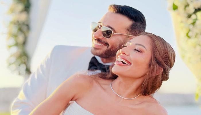 شاهد .. بعد أيام من زفافه.. أحمد السعدني يشارك جمهوره أحدث صورة مع نجله