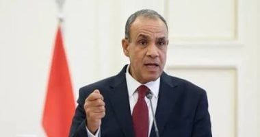 وزير الخارجية يبحث مع نظيره اليمني جهود الإفراج عن البحارة المصريين المختطفين