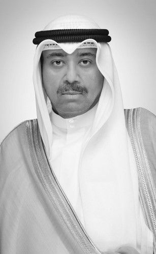 وزير الدفاع يعزي نظيره القطري