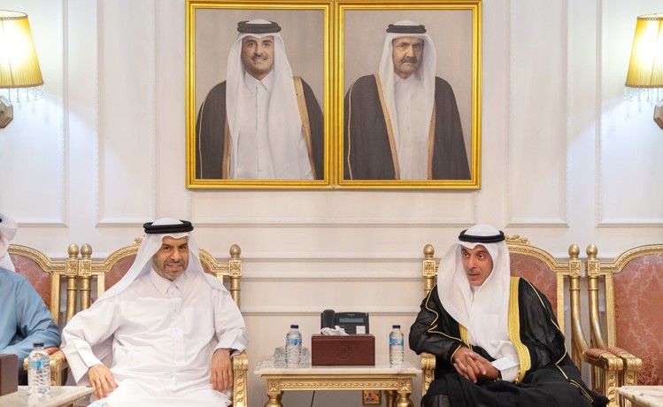 نائب وزير الخارجية قدم واجب العزاء بوفاة صاحب السمو الأمير الوالد الشيخ حمد بن خليفة آل ثاني