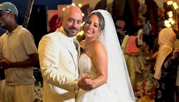 شاهد .. في أجواء عائلية.. أول لقطات من حفل زفاف الفنانة والإعلامية زهرة رامي