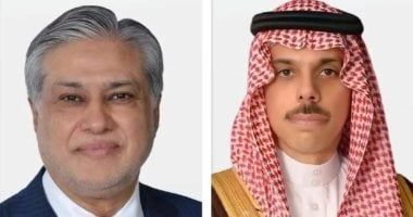وزيرا خارجية السعودية وباكستان يبحثان هاتفيًا خفض التصعيد وأمن الممرات المائية