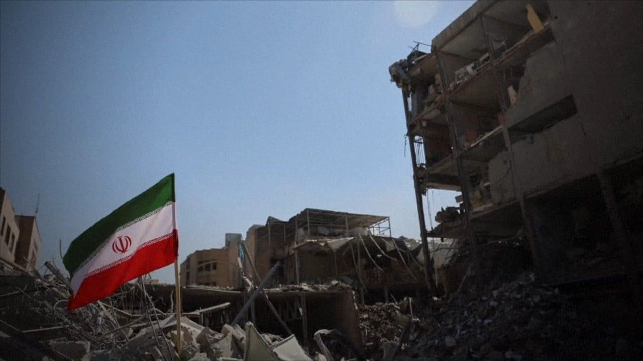 دمار إثر قصف أمريكى على إيران دمار إثر قصف أمريكى على إيران