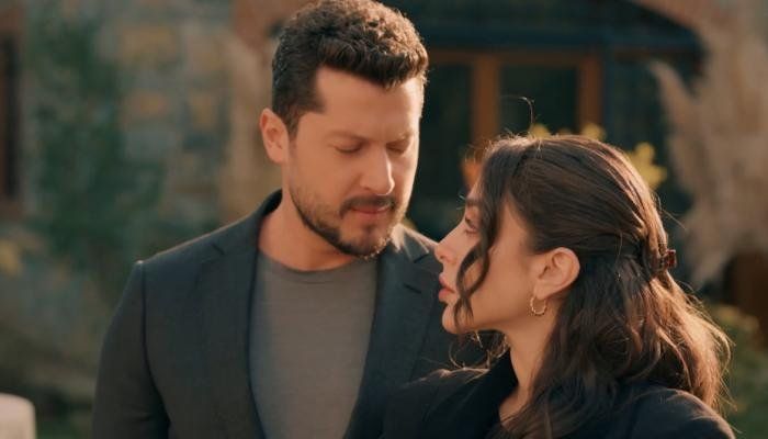 شاهد .. مسلسل «حب على ورق» الحلقة 46.. انهيار مفاجئ يهدد حياة أوس ولين ويؤجل كشف الحقيقة