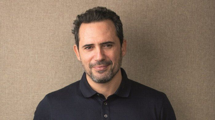 شاهد .. ظافر العابدين يواصل رحلة التعافي بعد إصابة في قدمه