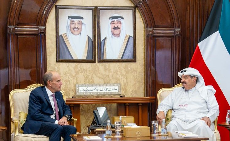 رئيس الوزراء بحث مع الشريك الإداري العالمي في شركة «ماكنزي» سبل تعزيز التعاون