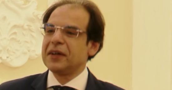 محمد الجندي يكشف قصة صورة رأس الحكمة: اجتزئت من سياقها
