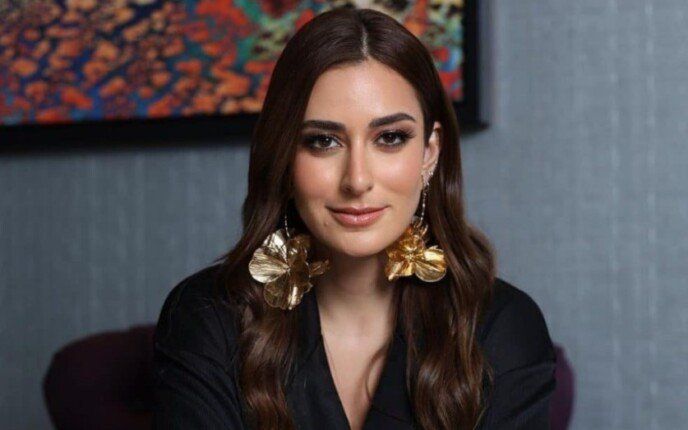 شاهد .. أمينة خليل تعالج عقدة الطفولة لدى أحمد حلمي في فيلم «حدوتة».. موعد العرض في 11 نوفمبر