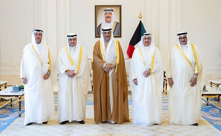 ولي العهد يستقبل رئيس المجلس الأعلى للقضاء ونائب رئيس محكمة التمييز ورئيس محكمة الاستئناف