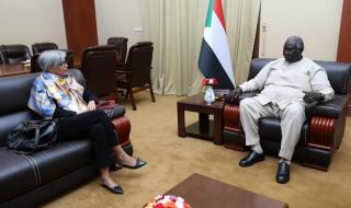 عقار يلتقي الممثل الخاص للإتحاد الأوروبي للقرن الإفريقي
