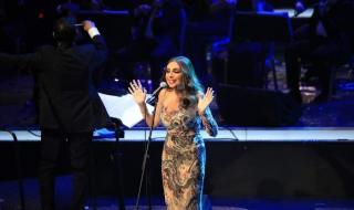 شاهد .. بالصورة - هكذا هنأت أنغام الأمهات بعيدهن