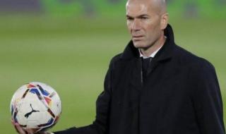 شاهد .. زين الدين زيدان أصبح جداُ للمرة الأولى.. وهذه صورة الطفلة