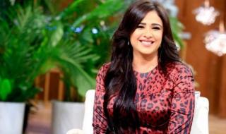 شاهد .. ياسمين عبد العزيز تتعرض لوعكة صحية من جديد وتنقل إلى المستشفى