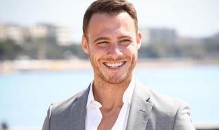 شاهد .. كرم بورسين يقدم إعتذاره للشعب السعودي