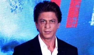 شاهد .. هل يجمع شاروخان قريباً الثقافتين السعودية والهندية في عمل واحد؟