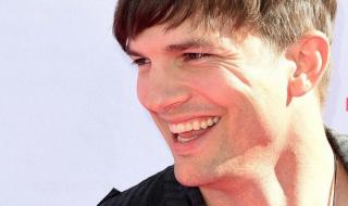 شاهد .. أشتون كوتشر يستذكر فترة زواجه من ديمي مور وهذا ما يقوله عن الأولاد