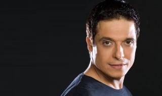 شاهد .. عامر منيب توفي قبل ان يحقق حلم حياته .. وتدين من أصدقائه من أجل الغناء