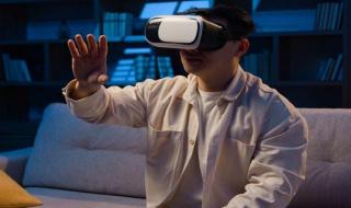 جوجل تطلق نظام تشغيل جديد للخوذ والنظارات الذكية