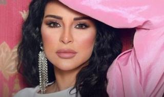 شاهد .. ماغي بو غصن تخطف الأنظار بفستان أسود قصير