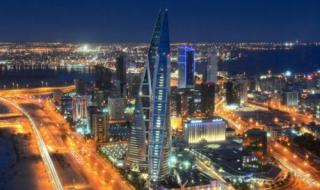 البحرين تغلق أبوابها بوجه 3 فئات من السعوديين وتمنعهم من عبور جسر الملك فهد ابتدءاً من اليوم