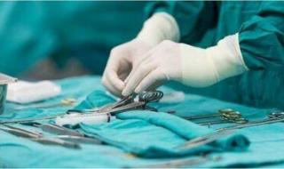 اتفرج – نجاح المرحلة الأولى من عملية فصل التوأم السوري الملتصق «سيلين وإيلين»
