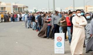 الكويت: الداخلية تنهي رسمياً خدمات أكثر من 800 وافد من هذه الفئة وحدها وترحيلهم لهذه الاسباب!