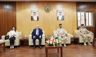 وزير الدفاع اللبناني زار هيئة الإمداد والتموين واطلع على دورها في توفير الاحتياجات اللوجستية ودعم مختلف وحدات الجيش