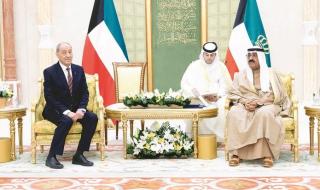 بالفيديو.. الأمير تسلَّم أوراق اعتماد سفراء الجزائر وكازاخستان والأرجنتين وكندا وجيبوتي