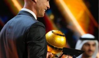كريستيانو رونالدو يتوج بالذهب من جديد