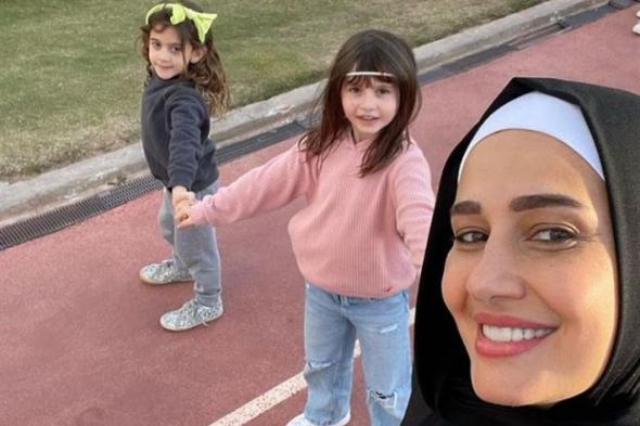 حلا شيحة بتقضي إجمل وقت مع إطفالها – شاهد