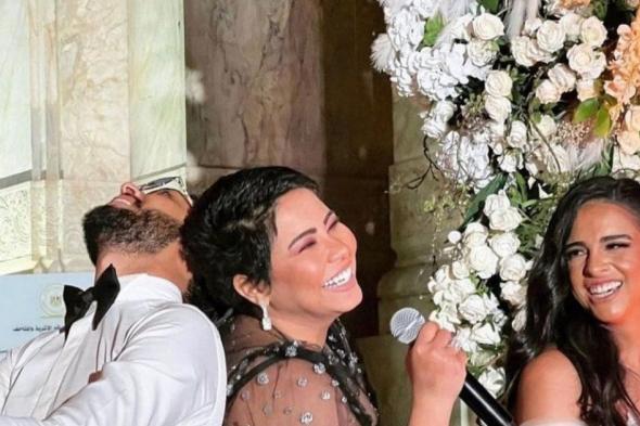 شاهد .. شيرين عبد الوهاب تكشف هوية العريس الذي أحيت زفافه.. فمن يكون؟