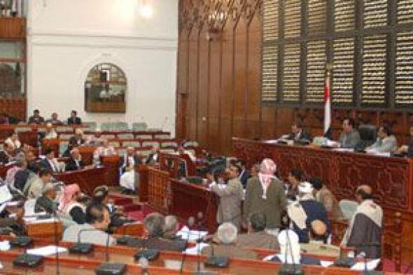 رئيس مجلس النواب اليمني يطلع على سير تنفيذ اتفاق وقف إطلاق النار