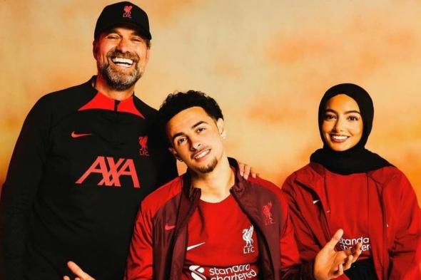 عارضة أزياء يمنية تظهر في إعلان لليفربول – شاهد