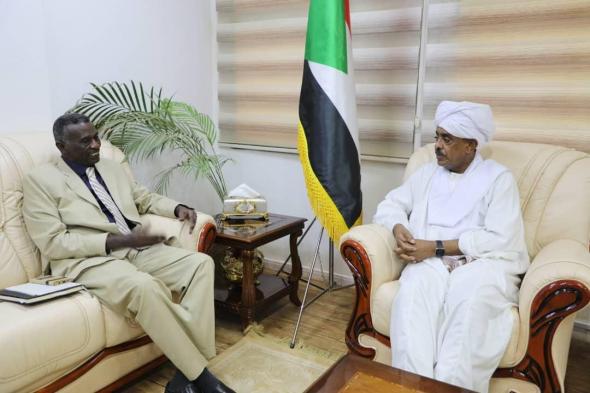 الصادق: الدبلوماسية في خدمة مصالح السودان المائية والحفاظ عليها