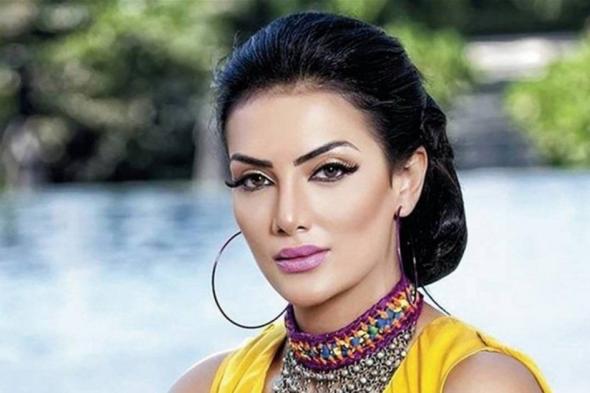 شاهد .. حورية فرغلي تكشف عن تعاملها مع نبيلة عبيد في مسلسل جديد