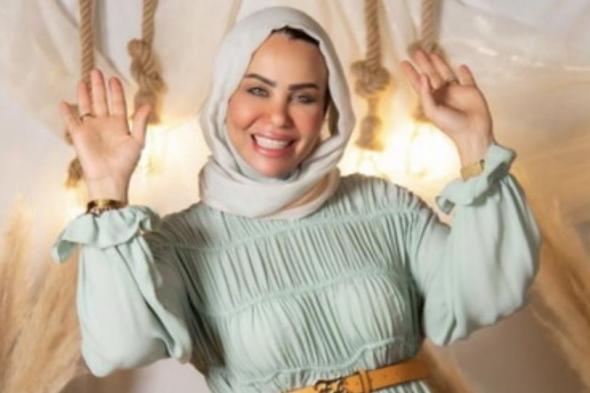 السعودية شمس الأسطورة ترد على أنباء “خلعها الحجاب”