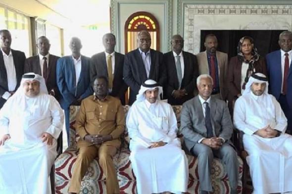 وفد حكومة اقليم دارفور برئاسة مناوي يختتم زيارة الي الدوحة