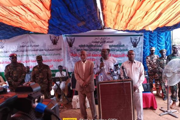 مناوي يفتتح دورة بناء السلام بين العسكريين والمدنيين 