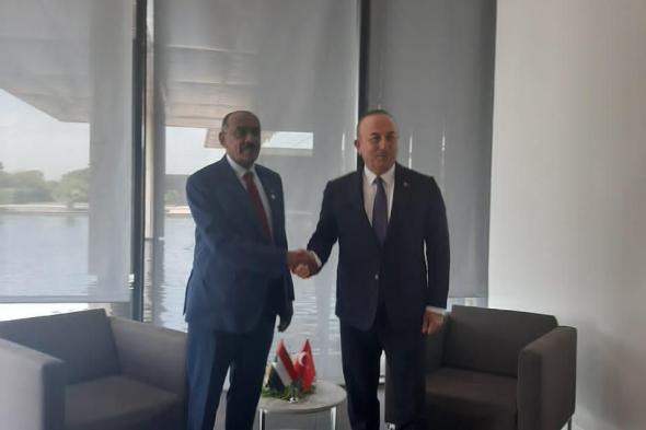 وزير الخلرجية ونظيره التركي يبحثان العلاقات السودانية التركية