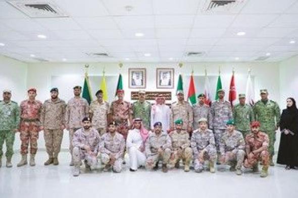 الحرس الوطني بحث تبادل الخبرات الإعلامية مع ممثلي المؤسسات العسكرية في دول الخليج