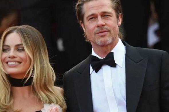 شاهد .. بعد أن قبلته مارغو روبي دون أخذ رأيه... براد بيت يرد