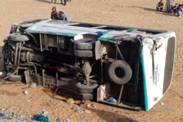 إصابة 16 شخصا إثر انقلاب “ميني باص” على طريق جمصة المنصورة