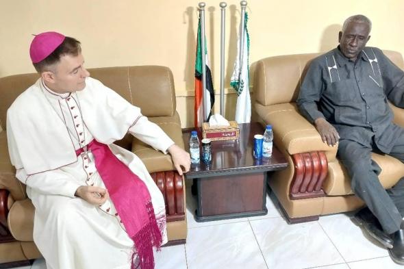 ممثل والي النيل الأبيض يستقبل سفير دولة الفاتيكان بالسودان