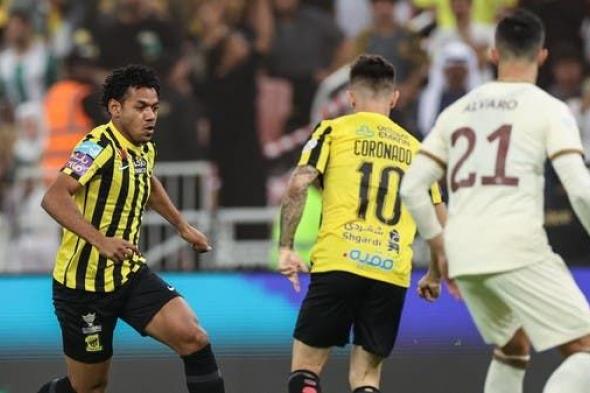 اتحاد جدة يواصل هوايته مع النصر ويخطف الصدارة