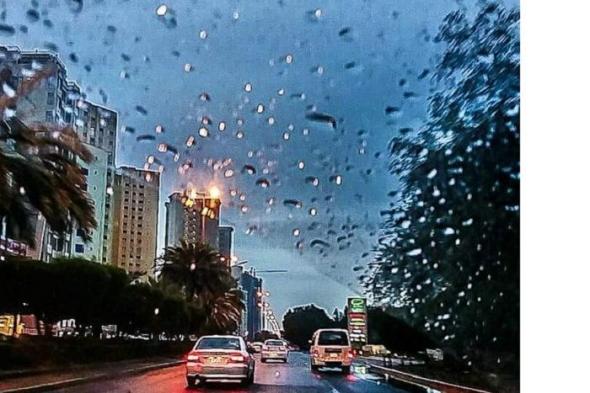 طقس الكويت| حار نهارًا معتدل ليلًا وتوقعات بسقوط أمطار رعدية