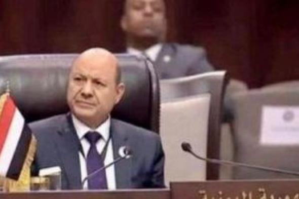 رئيس "القيادة اليمنى" يصل أبوظبى لعقد لقاءات حول تطورات الوضع بالبلاد