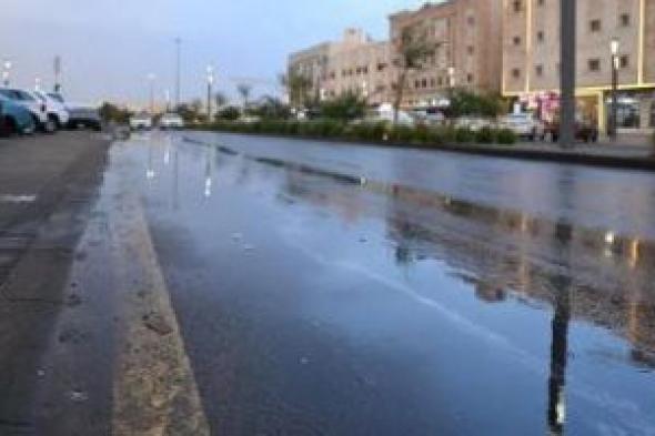 أمطار خفيفة تضرب أجزاء متفرقة من المدينة المنورة