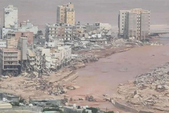 شاهد تراكم مئات الجثث على شواطئ درنة جراء العاصفة دانيال في ليبيا